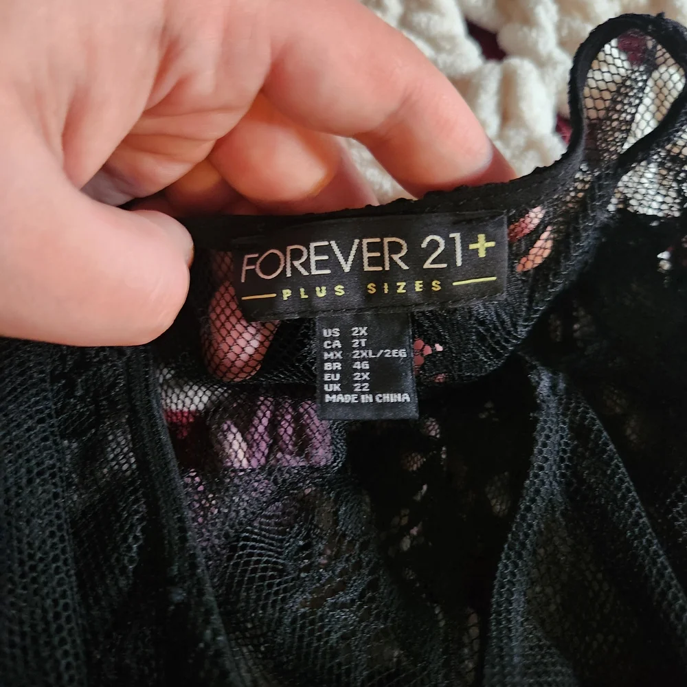 Forever 21 Black Lace Long Sleeve Dress - Picture 3 of 4